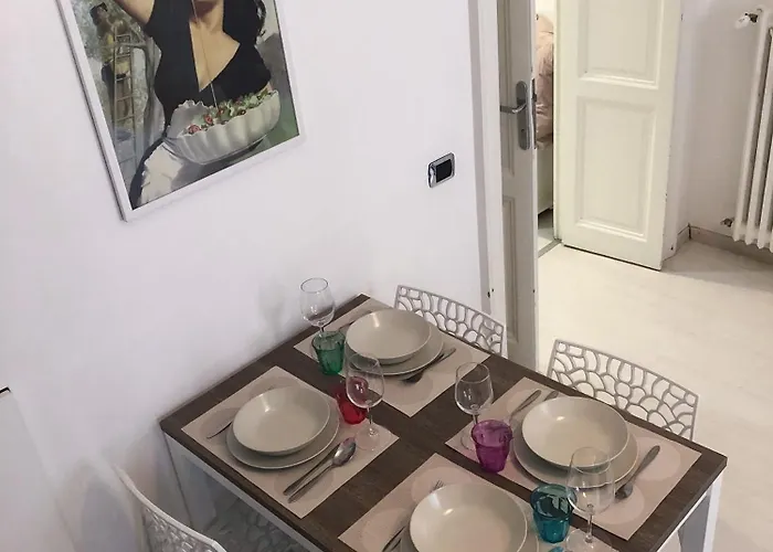 Rome Holiday Home Apartamento *